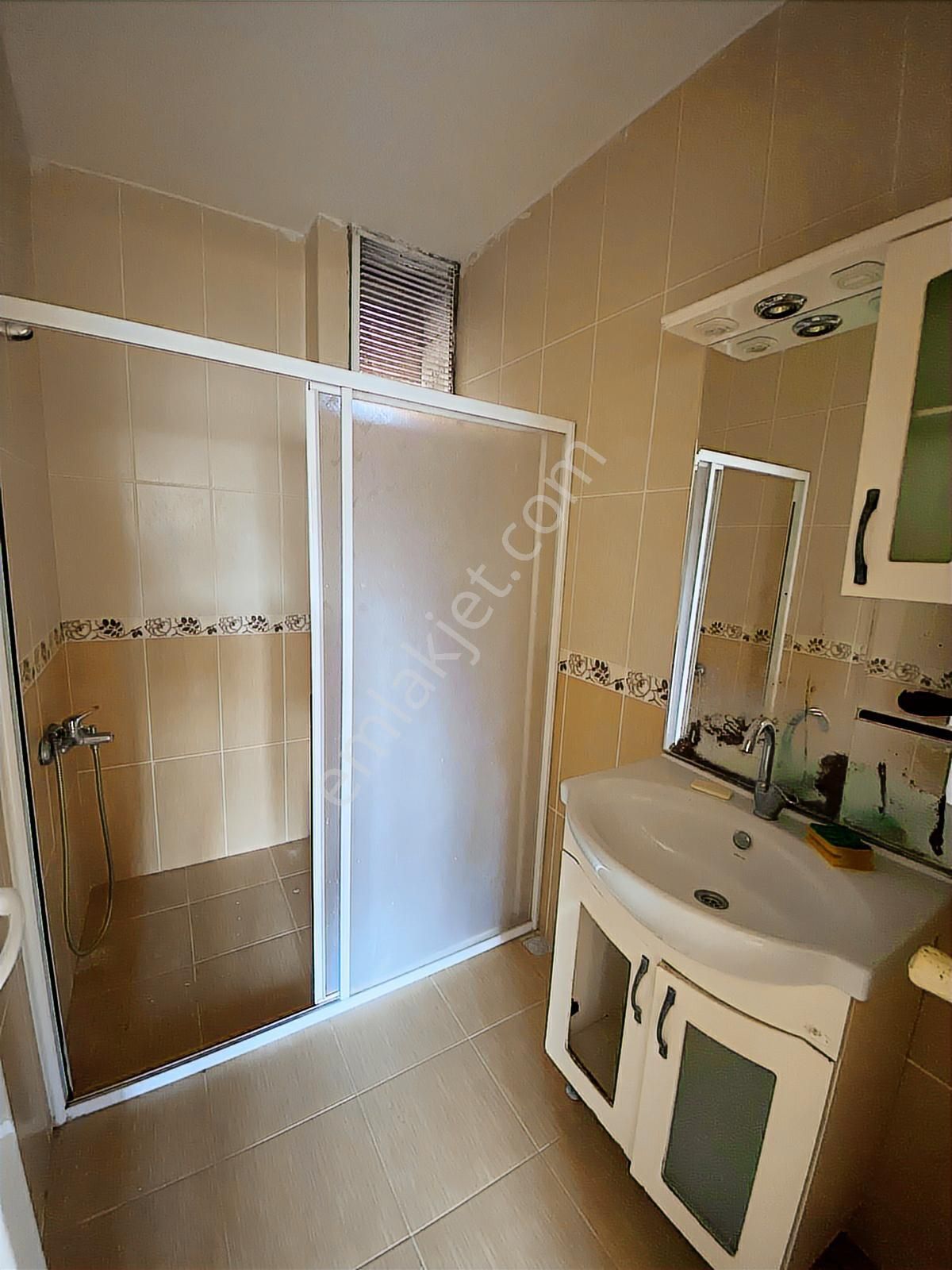Altınbaş Emlaktan Burhaniye Mah'de Kiralık 2+1 Daire - Görsel 12