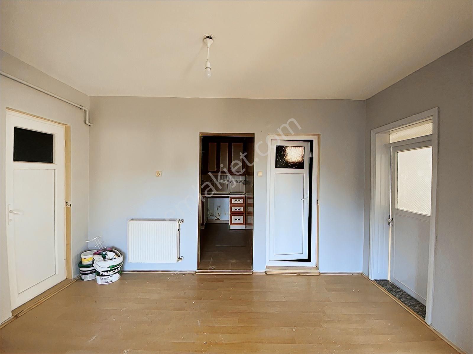 Altınbaş Emlaktan Burhaniye Mah'de Kiralık 2+1 Daire - Görsel 14