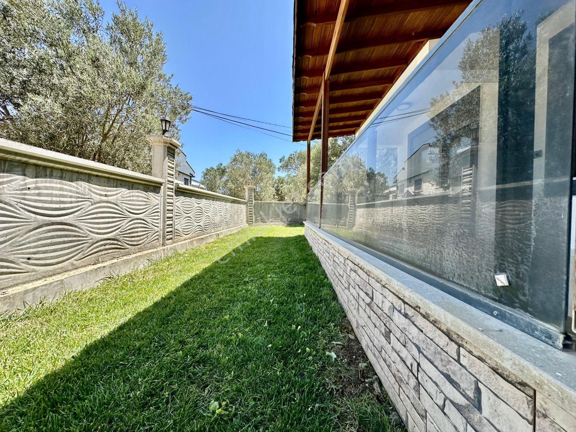 ✨akçay Ay Emlak'tan✨pelitköy'de Denize Sadece 100 Mt Doğa İle İç İçe Satılık 3+1 Lüx Müstakil Villa - Görsel 29