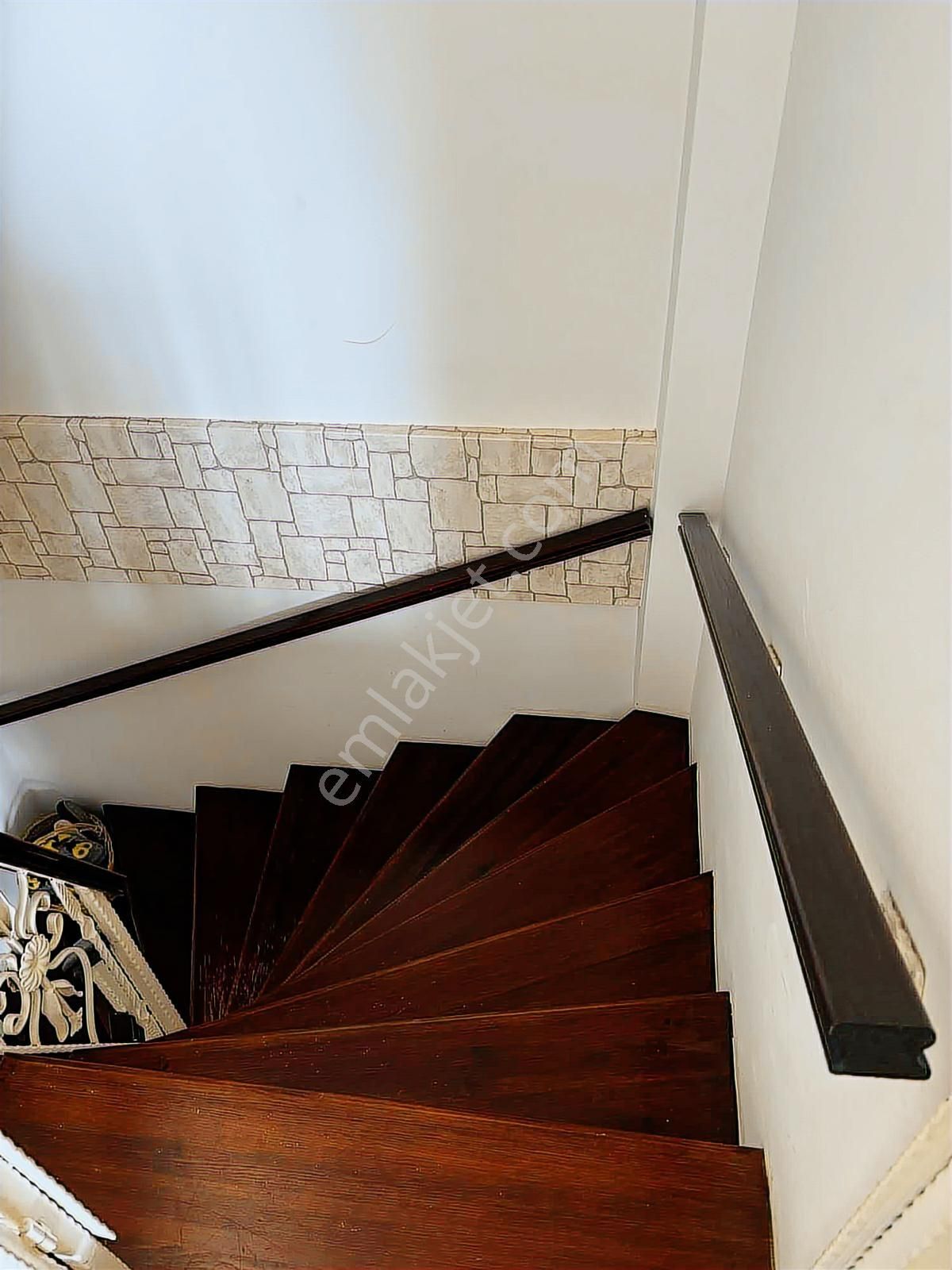 Milas Güllük Mah. Satılık Deniz Manzaralı Tripleks Villa - Görsel 7