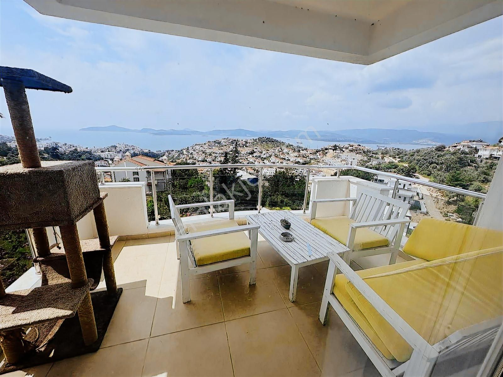 Milas Güllük Mah. Satılık Deniz Manzaralı Tripleks Villa - Görsel 4