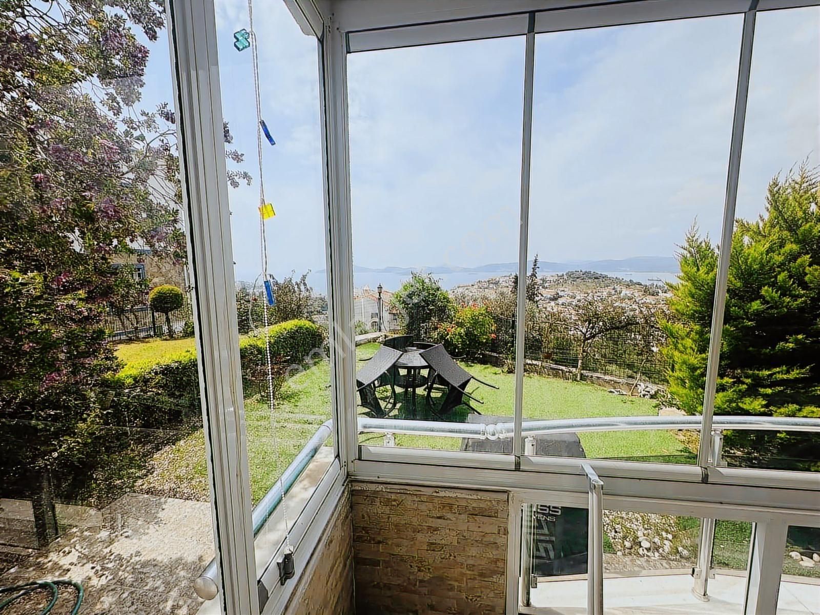 Milas Güllük Mah. Satılık Deniz Manzaralı Tripleks Villa - Görsel 20