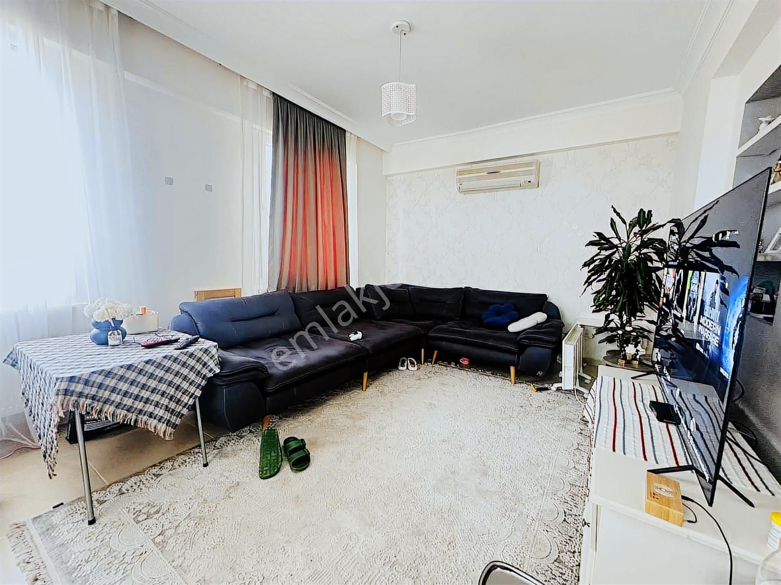 Milas Güllük Mah. Satılık Deniz Manzaralı Tripleks Villa - Görsel 6