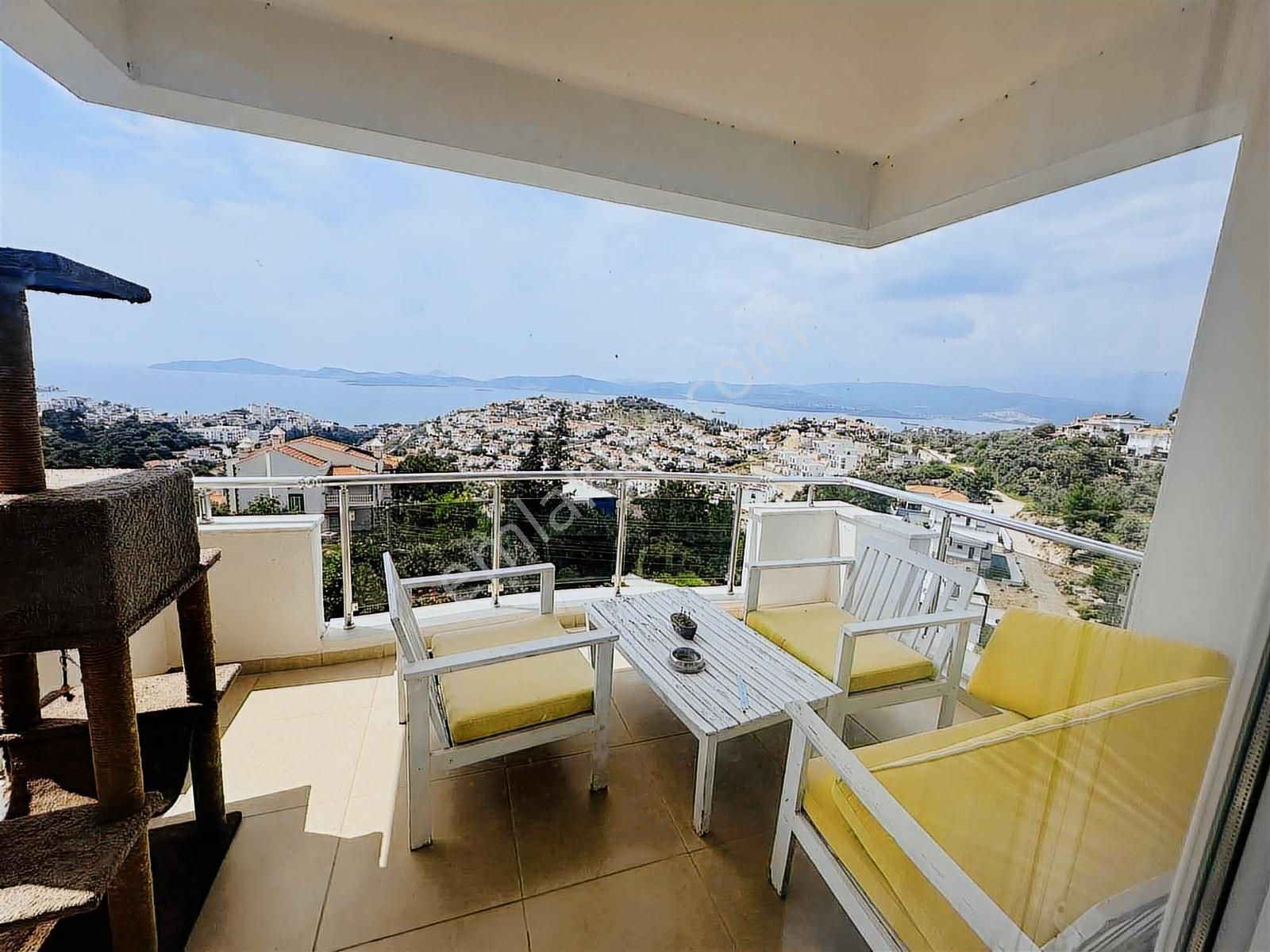 Milas Güllük Mah. Satılık Deniz Manzaralı Tripleks Villa - Görsel 18