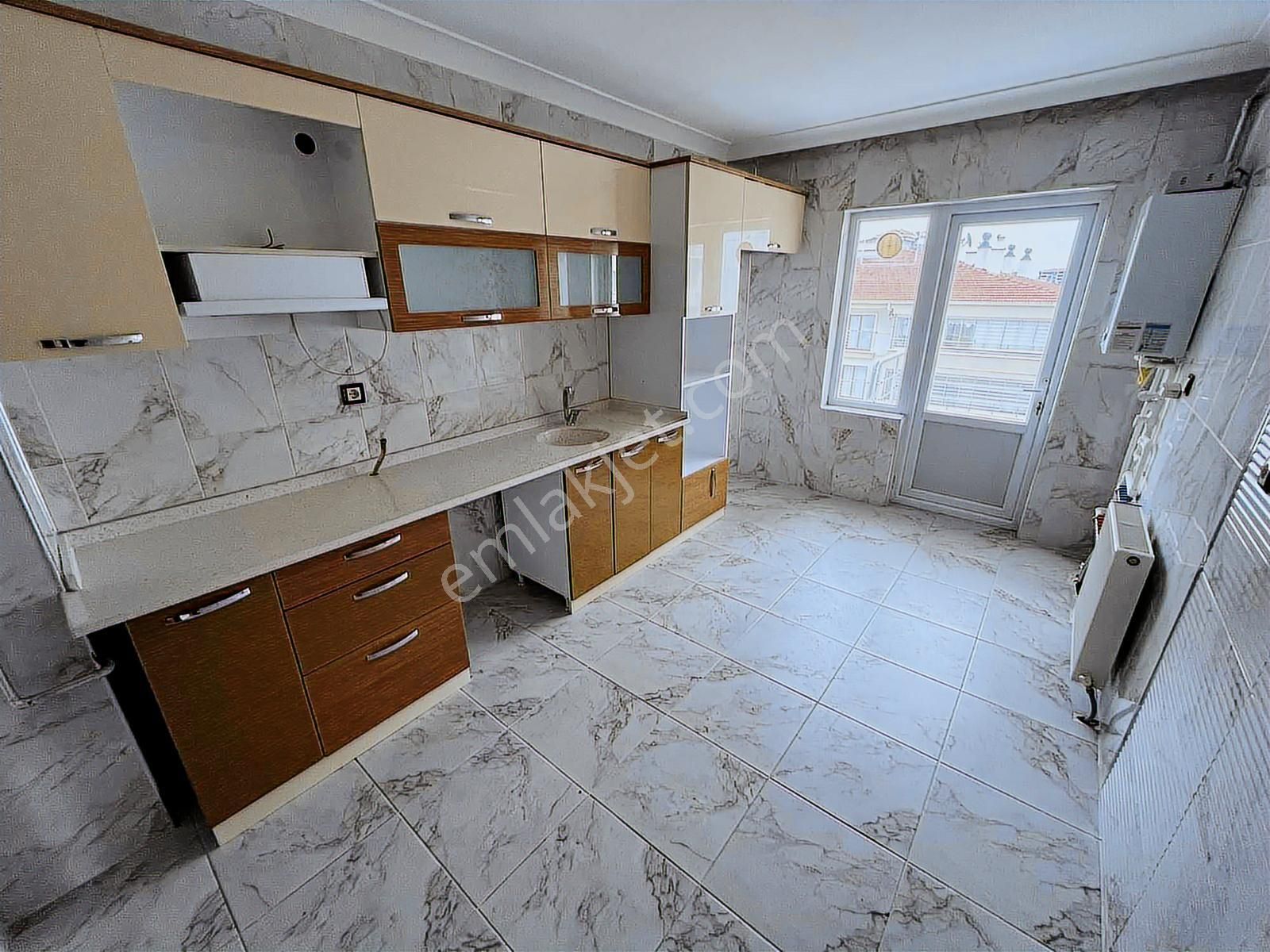 Yüce'den ▓ Güney.c 3+1,teras Balkon,kapalı Otopark Kök Tapu Site - Görsel 8