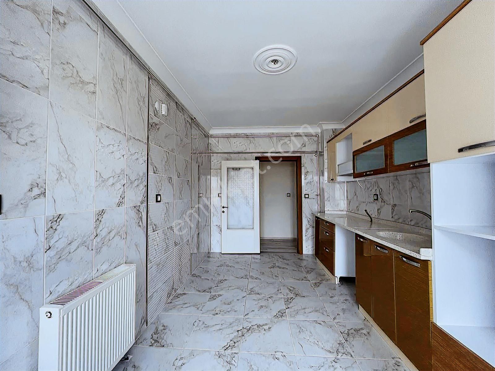 Yüce'den ▓ Güney.c 3+1,teras Balkon,kapalı Otopark Kök Tapu Site - Görsel 3