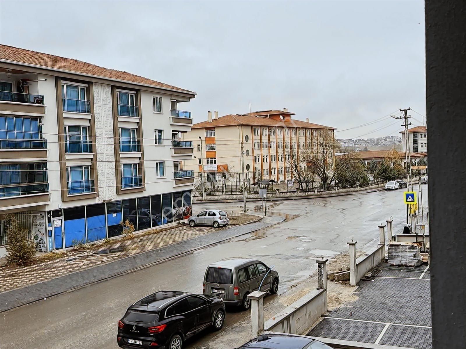 Yüce'den▓imam Hatip Orta Ve Lise Okuluna Yakın 3+1 Kiralık Daire - Görsel 8