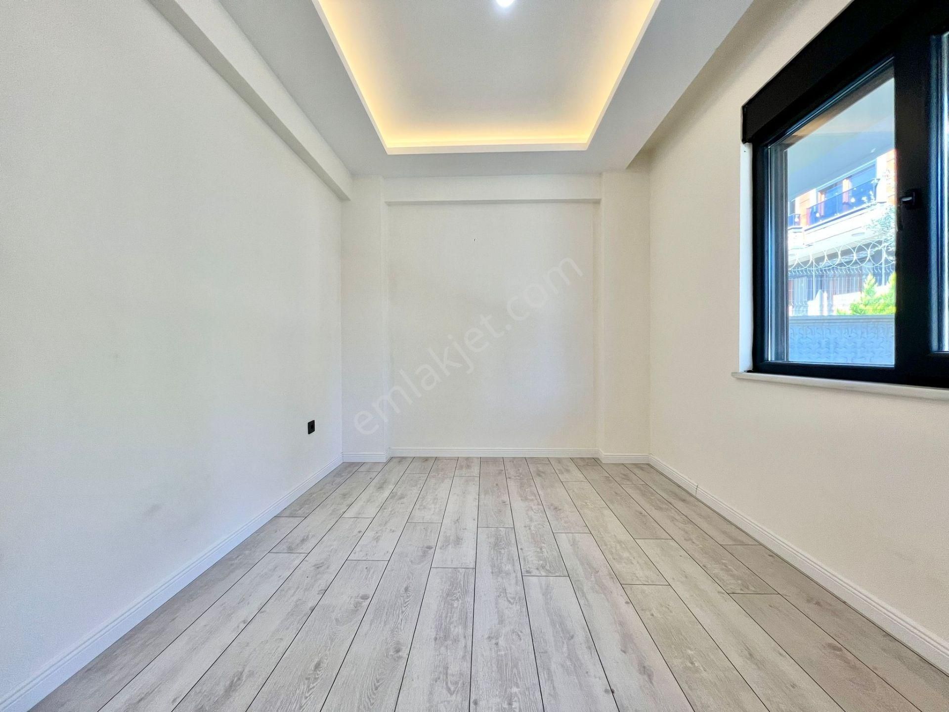 ✨ay Emlak'tan✨akçay'da Muhteşem Konumlu Kendine Ait Geniş Bahçeli Satılık 3+1 Müstakil Villa - Görsel 12