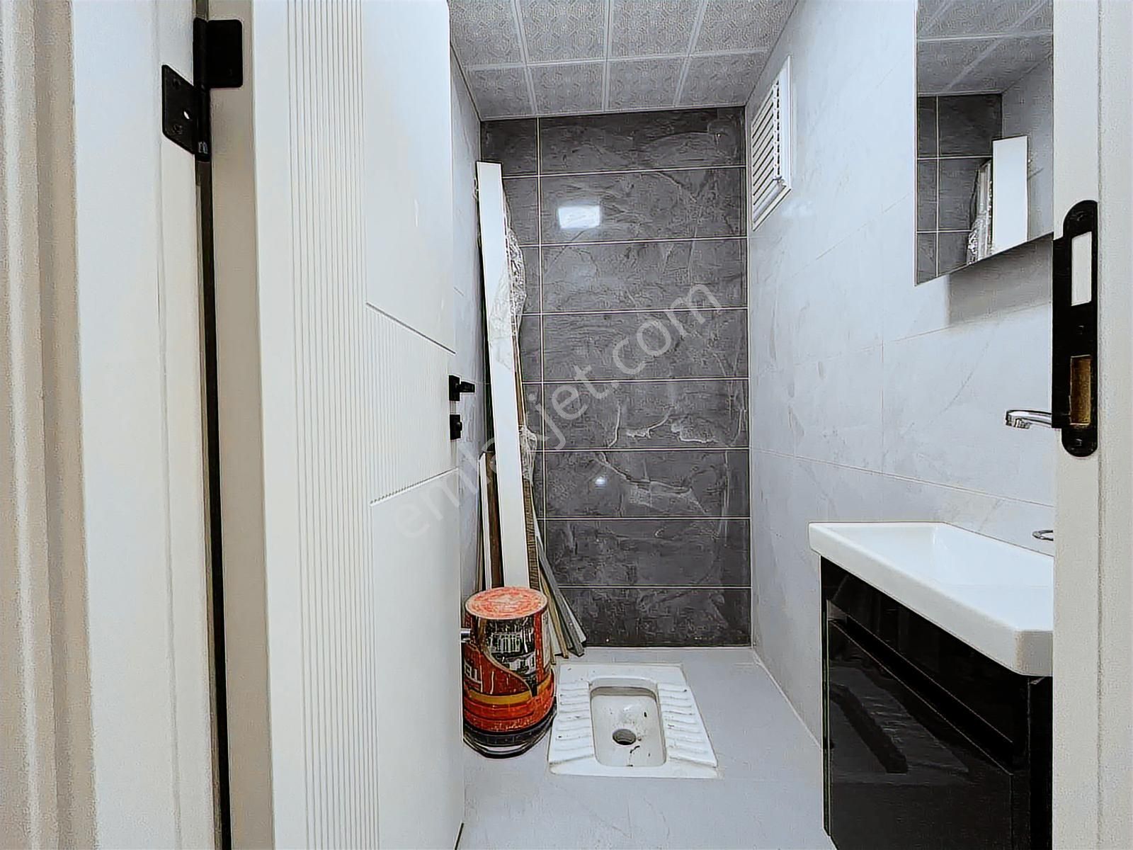 Yüce'den▓site İçerisin'de 2+1 Ve 3+1 Lüx Yapılı 1.sınıf İşçilik - Görsel 5