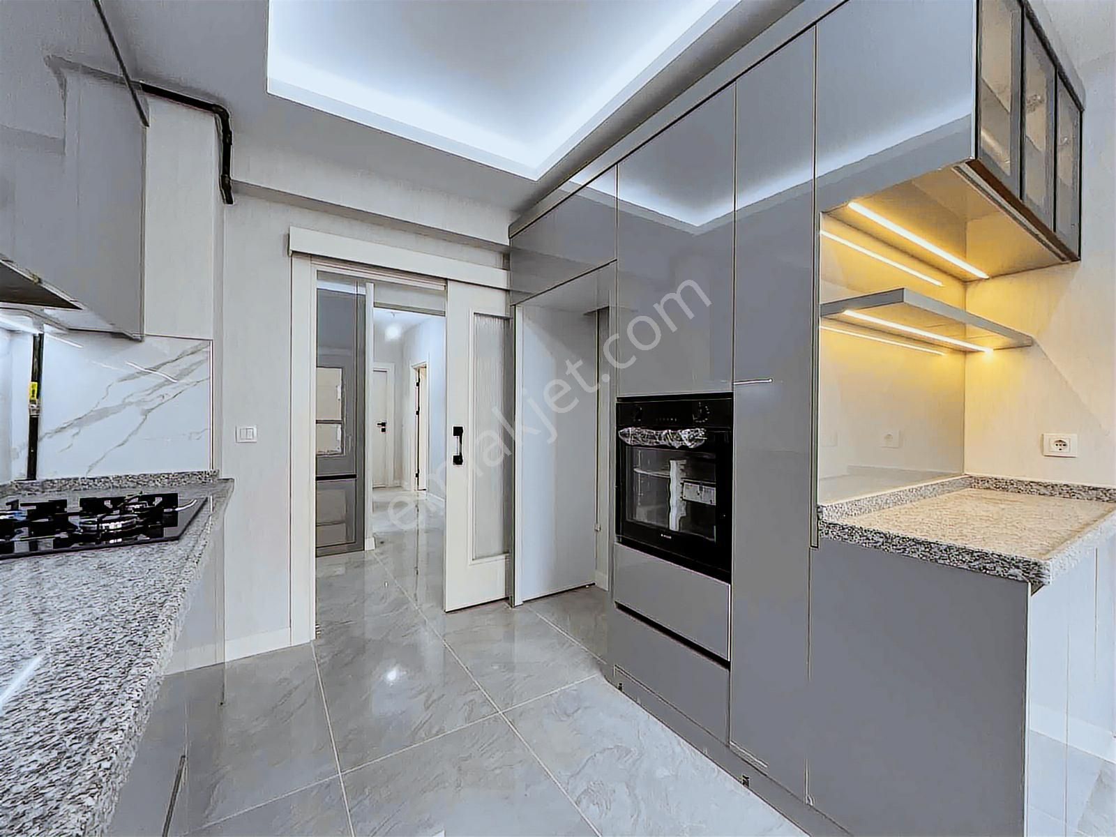 Yüce'den▓site İçerisin'de 2+1 Ve 3+1 Lüx Yapılı 1.sınıf İşçilik - Görsel 17