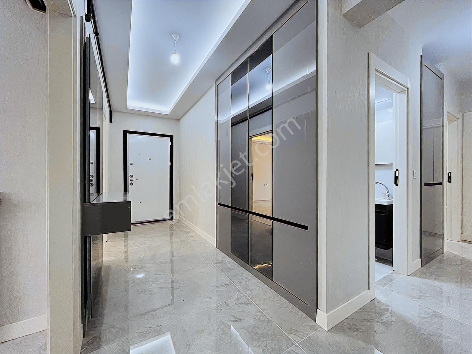 Yüce'den▓site İçerisin'de 2+1 Ve 3+1 Lüx Yapılı 1.sınıf İşçilik - Görsel 31