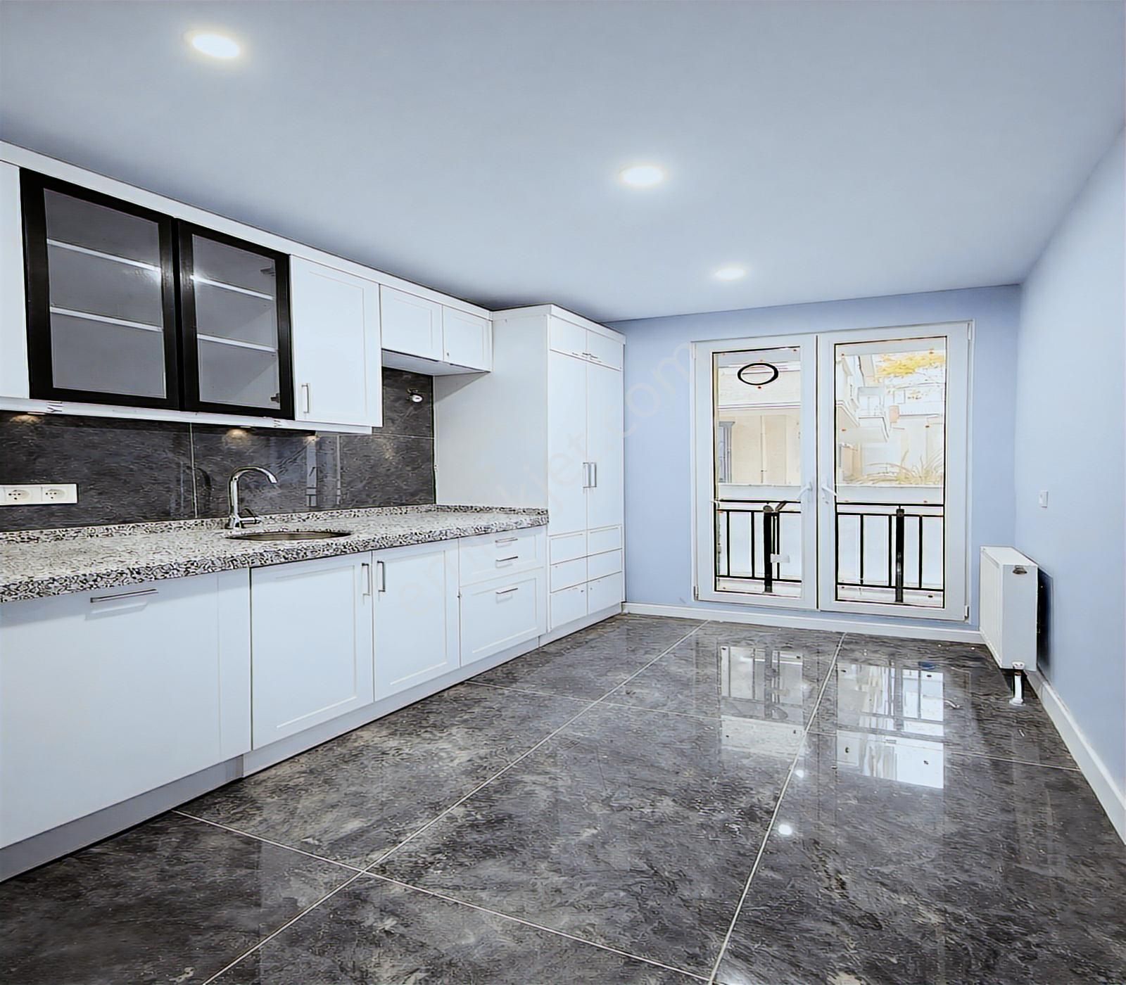 Beylikdüzü Lıve İnşaat'tan Yatırıma Uygun Site İçi 2+1 Daireler - Görsel 24