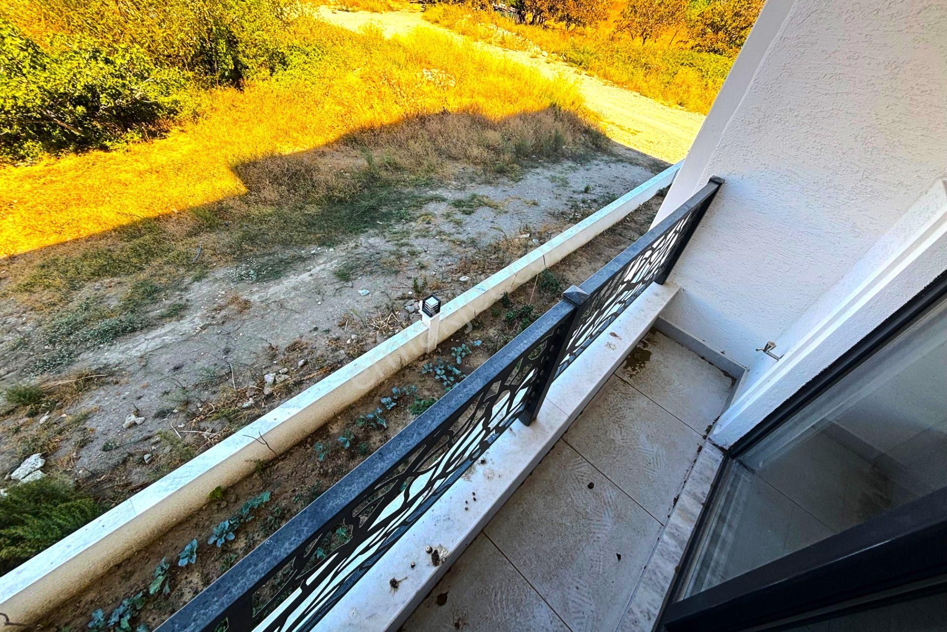 ♫melodi'den Akçay'da Ebeveyn Banyolu Denize 300mt Ayrı Mutfaklı Ön Cephe Arakat 2+1 Daire - Görsel 16