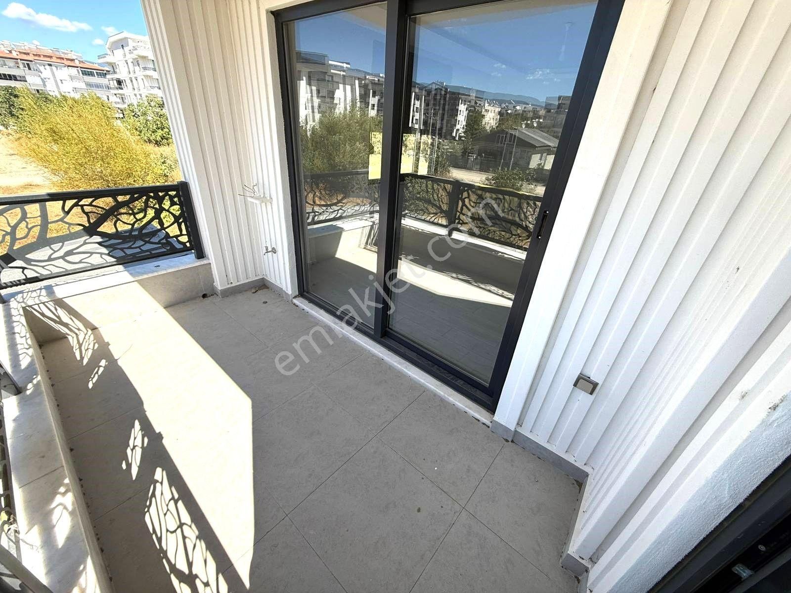 ♫melodi'den Akçay'da Ebeveyn Banyolu Denize 300mt Ayrı Mutfaklı Ön Cephe Arakat 2+1 Daire - Görsel 5