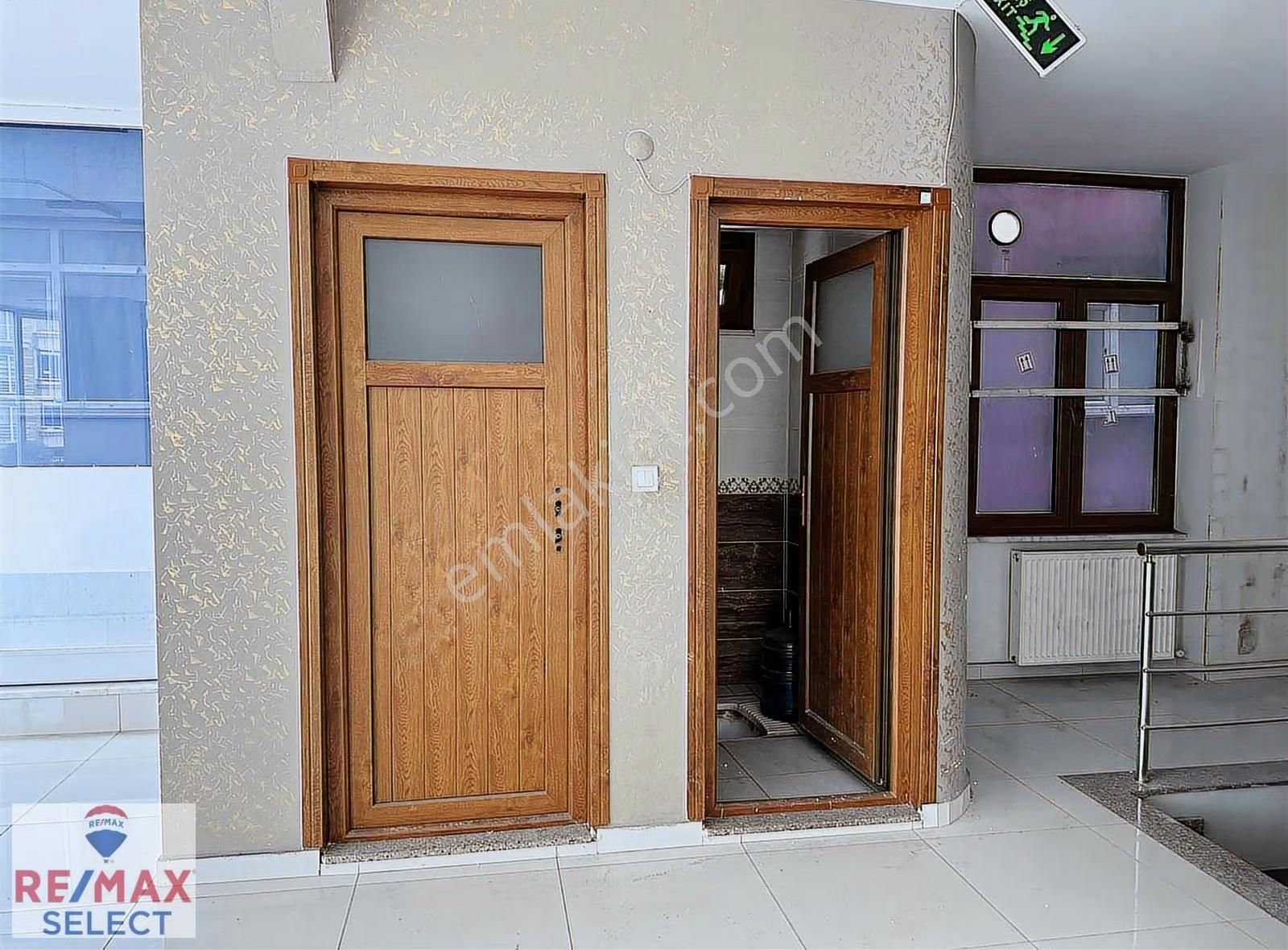 Bahçelievler Kocasinan Cadde Dükkan Mağaza 3katlı Depolu Kiralık - Görsel 6