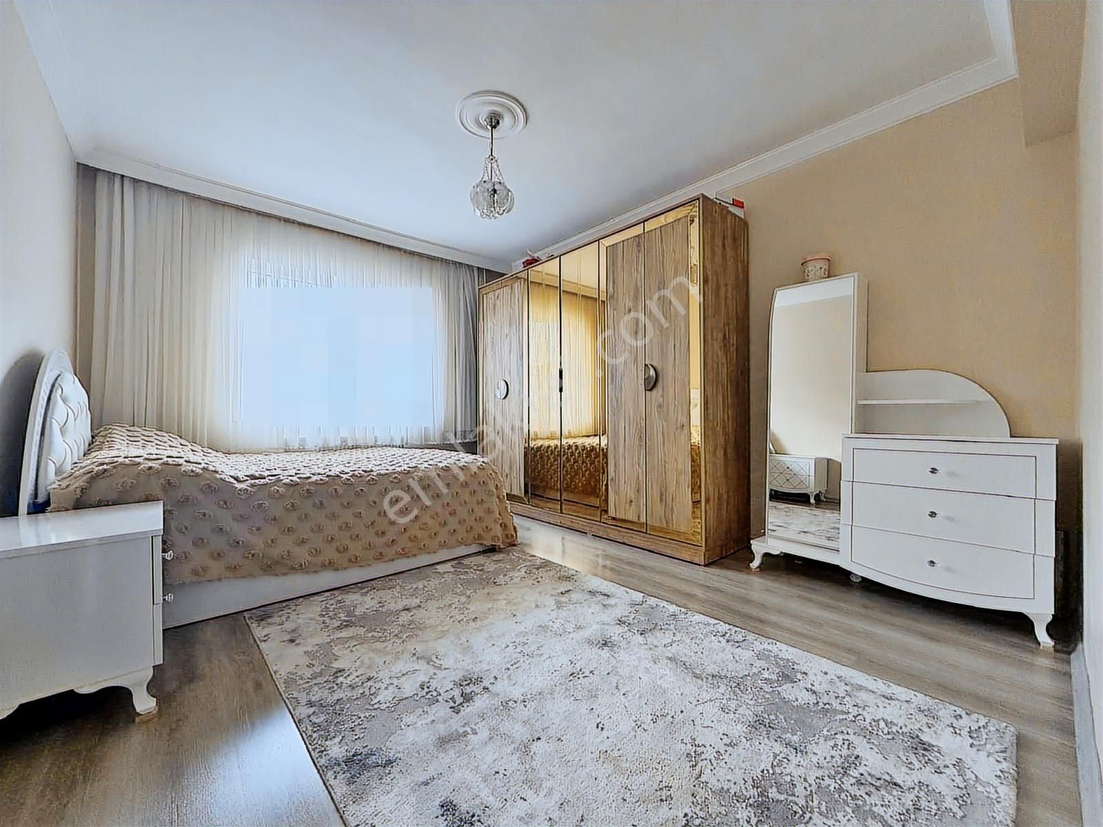 Yuvam Gayrimenkul'den Kat Konumunda Y.giriş Acil Satılık 3+1 - Görsel 13