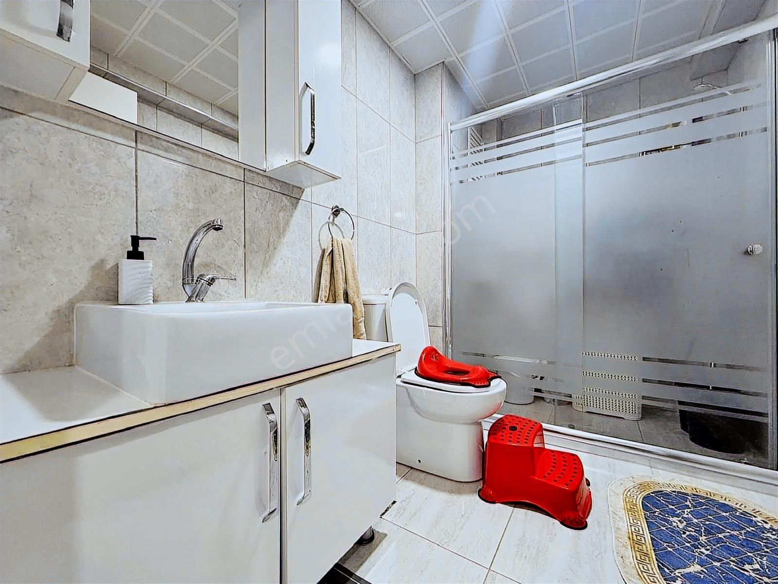 Yuvam Gayrimenkul'den Kat Konumunda Y.giriş Acil Satılık 3+1 - Görsel 18