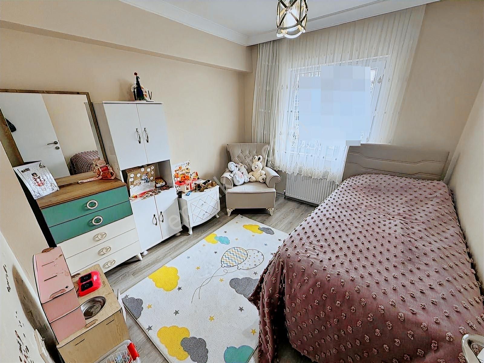 Yuvam Gayrimenkul'den Kat Konumunda Y.giriş Acil Satılık 3+1 - Görsel 11