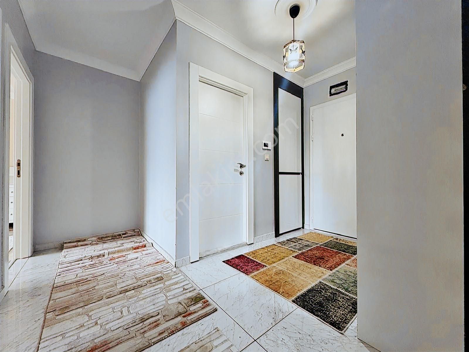 Yuvam Gayrimenkul'den Kat Konumunda Y.giriş Acil Satılık 3+1 - Görsel 34