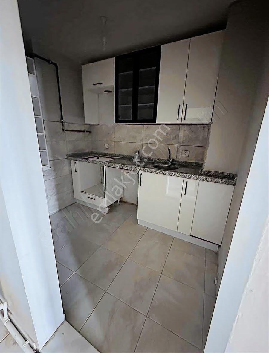 Çarşının Merkezinde Kelepir Daire - Görsel 2