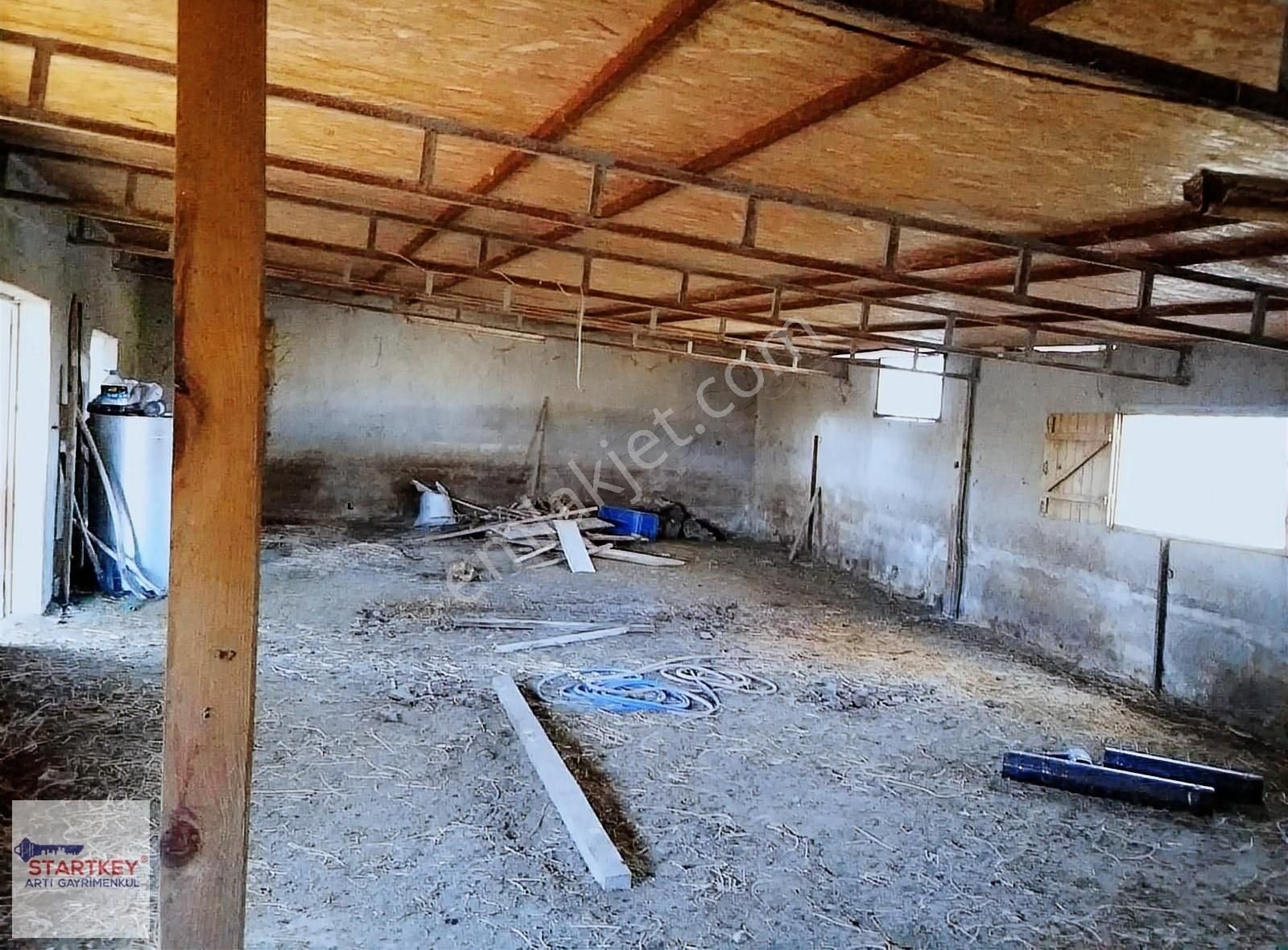 İzmir Dikili Demirtaş Köyünde 10231m2 Yol Cepheli Satılık Tarla - Görsel 32