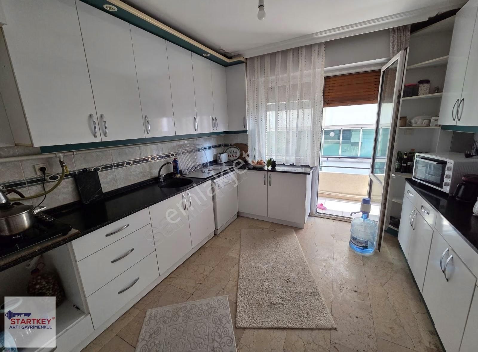 Bostanlı Tramvay Caddesinde Kiralık 3+1 Daire - Görsel 21