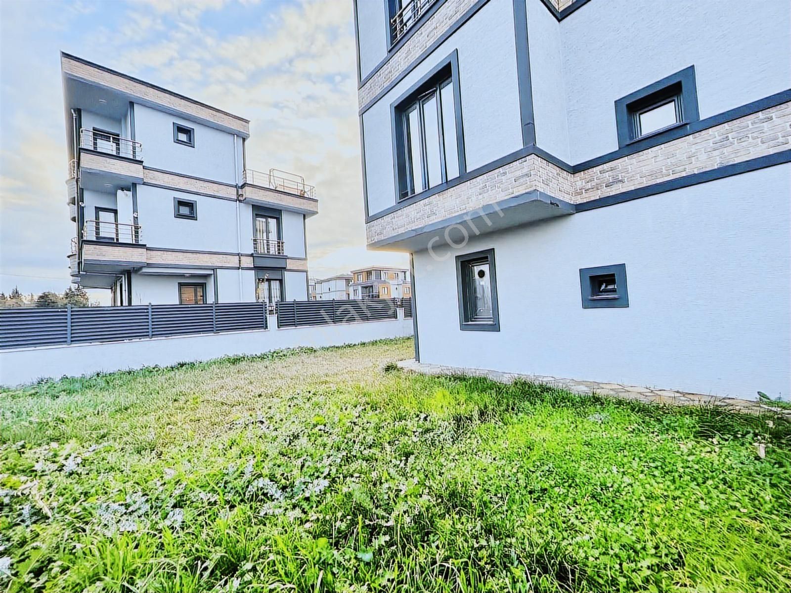 Kupon Müstakil!! 4+1 Teraslı İskanlı Müstakil 220 M2 Net! - Görsel 15