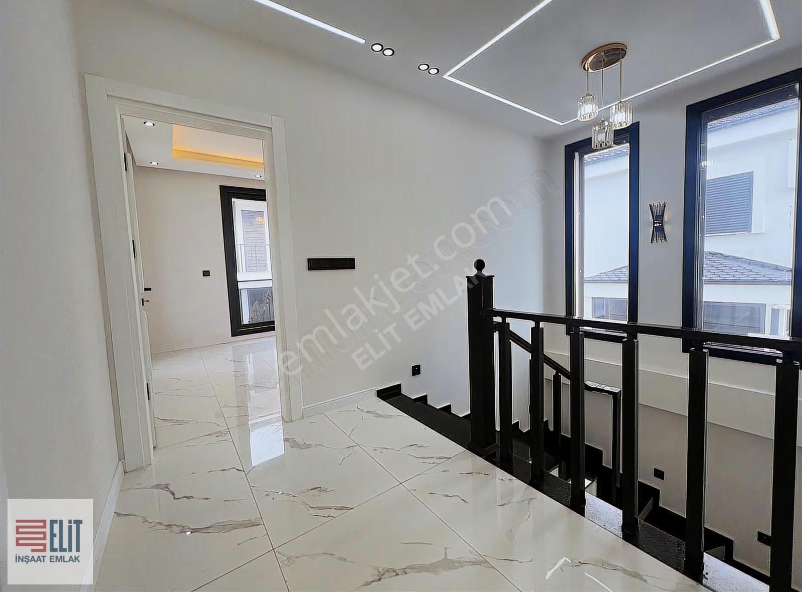 Didim Villalar Bölgesinde 300m2 İçinde Tam Bağımsız 4+1 Villa - Görsel 7