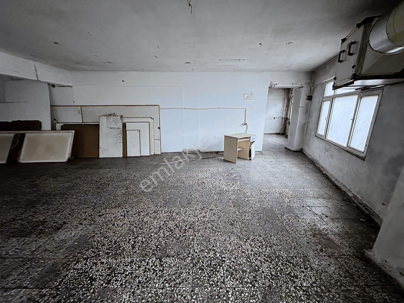 Çağlayan Vatan Caddesinde Boş Satılık 330m2 Dükkan Mağaza - Görsel 17