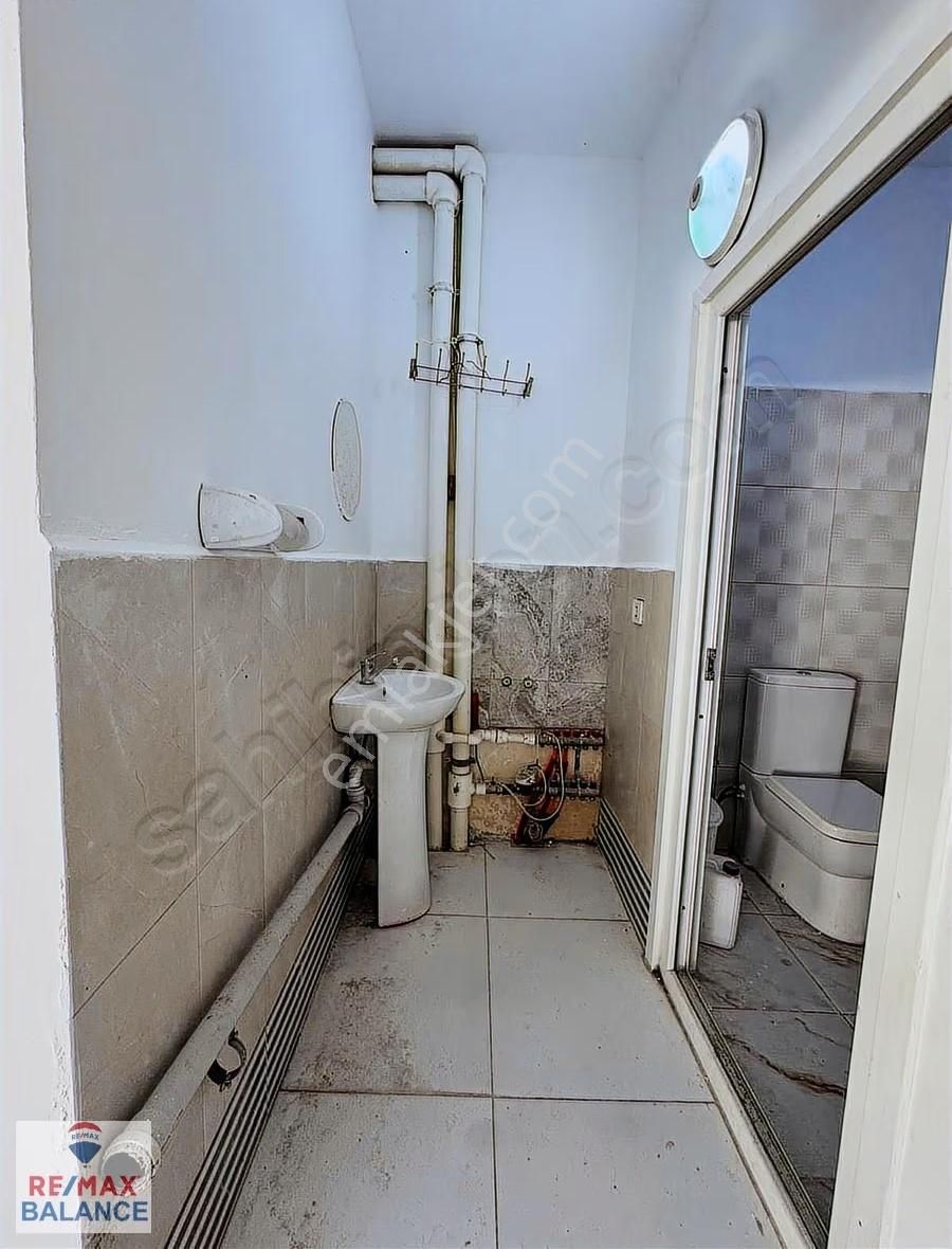 Zincir Markalara Uygun 350-400 Mt Düz Ayak Dükkan - Görsel 18