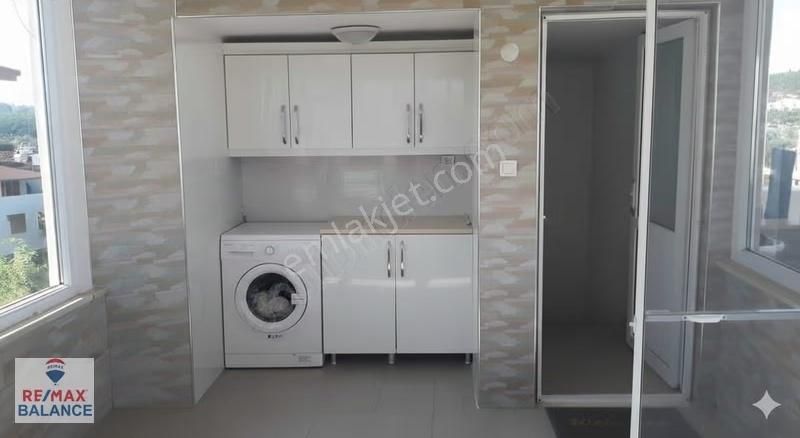 Balıkesir Gömeç De Denize Manzaralı Geniş Satılık Villa - Görsel 2