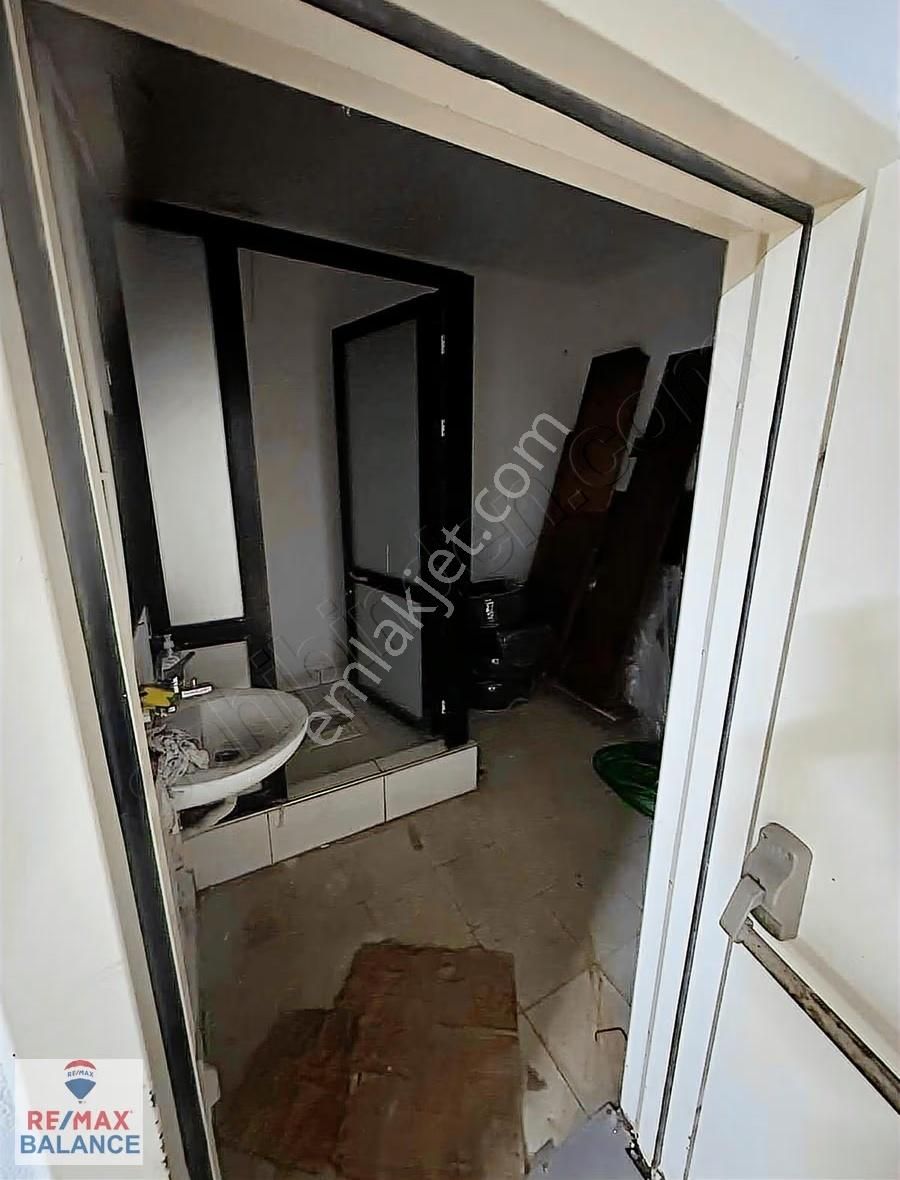 Tuzla Aydınlı Kiralık 400 M2 3 Katlı Dükkan - Görsel 29