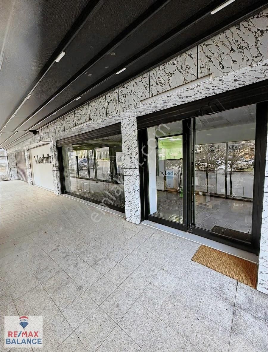 Tuzla Aydınlı Kiralık 400 M2 3 Katlı Dükkan - Görsel 13