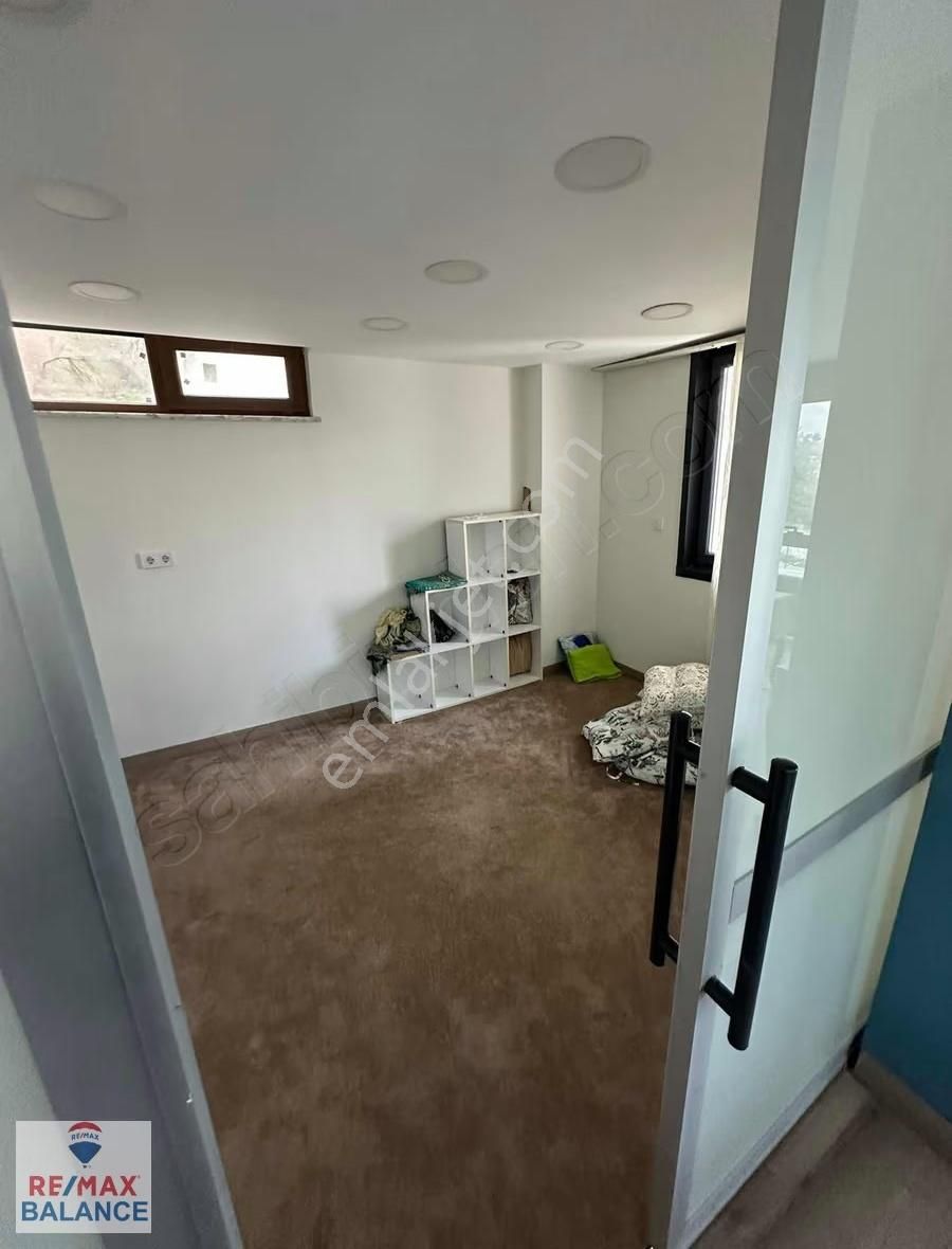 Tuzla Aydınlı Kiralık 400 M2 3 Katlı Dükkan - Görsel 11