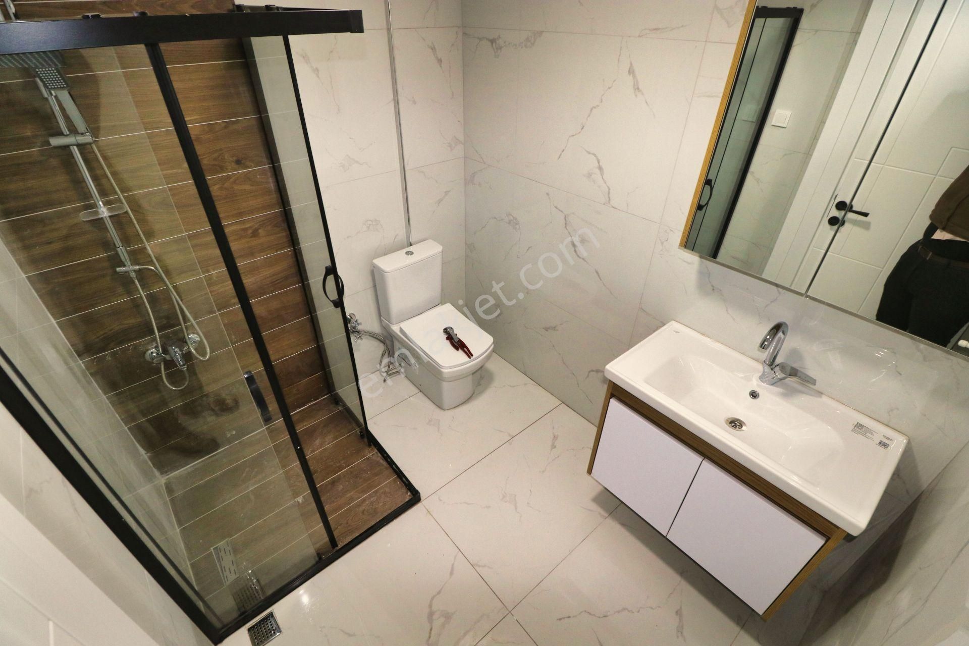 🛑🛑aktif'ten Akçay'da Fırsat !!! Modern Ve Şık Tasarımlı Çift Banyolu Ön Cephe Satılık 2+1 Daire - Görsel 28