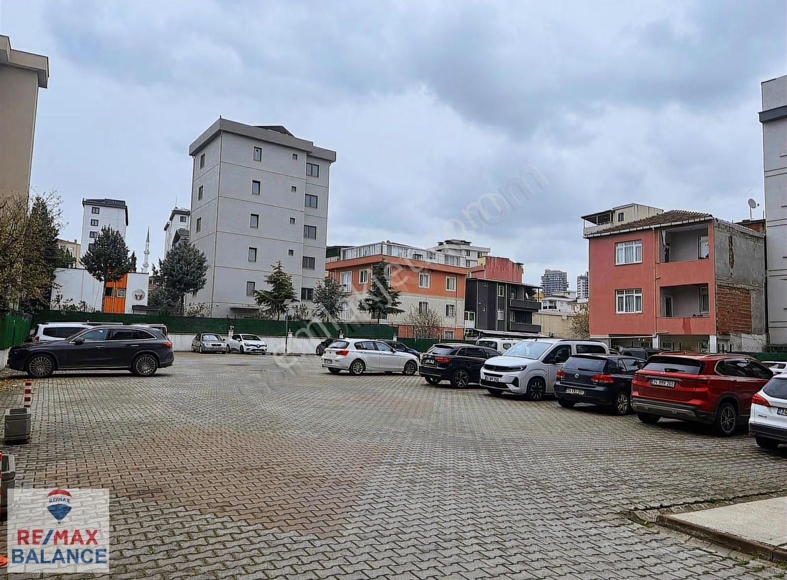 Kartal Yunus Mah. İbb Blokları Sıtesınde 2+1 Satılık Daıre - Görsel 5