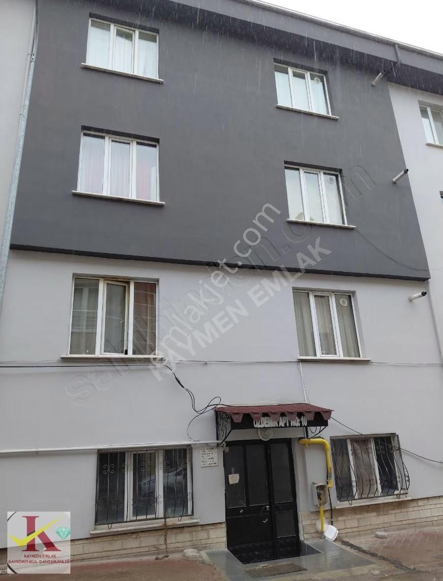 Kaymen Emlak Esogü Ye Çok Yakın 1+0 Eşyalı Arakat Kombili Daire