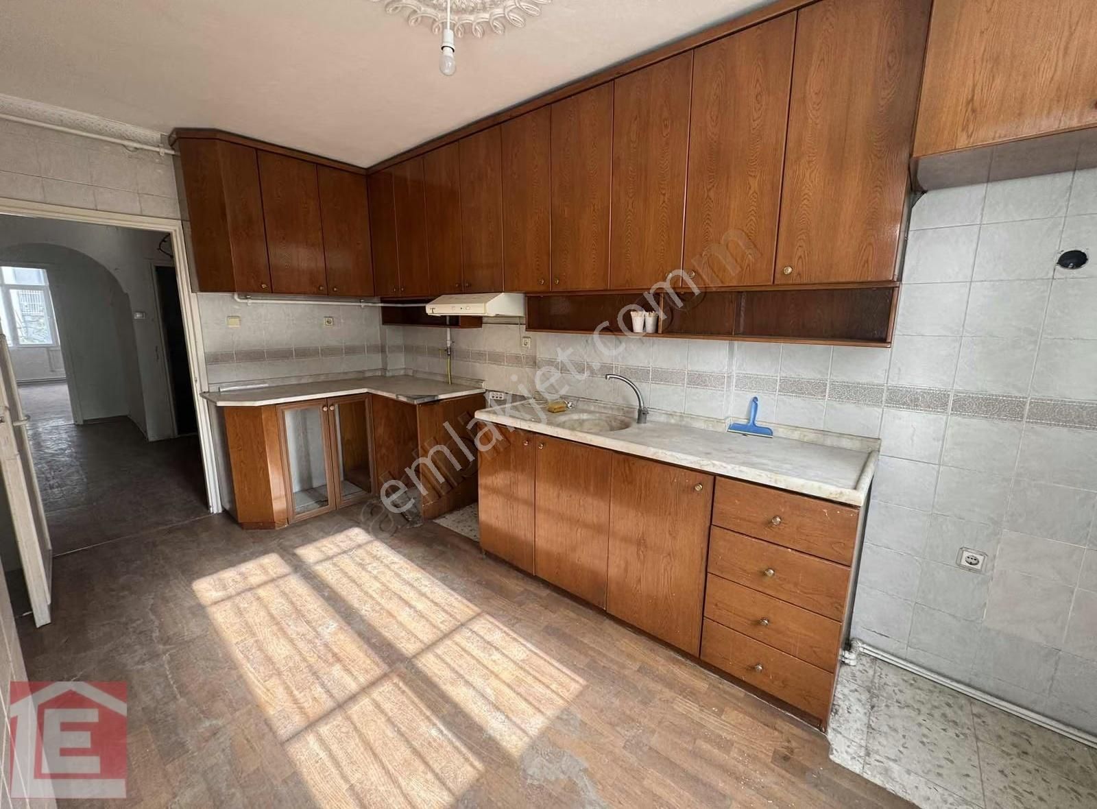 Lider'den Kenan Evren Yakını 3+1 Hasarsız Site İçinde Geniş - Görsel 3