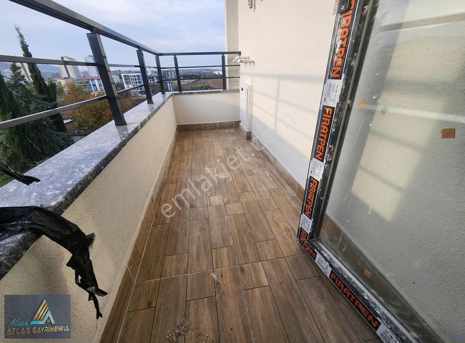 Mavi Atlas'tan Atakum'da İskanlı Ara Kat Sıfır 1+1 Daire - Görsel 11