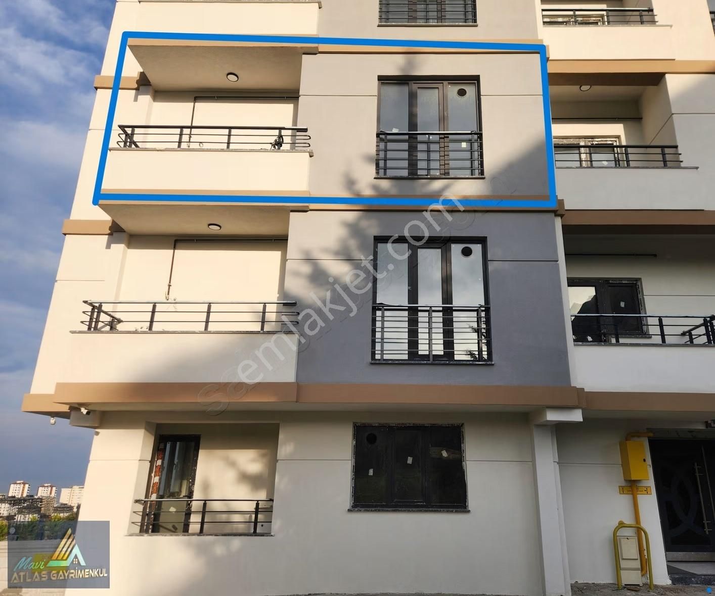 Mavi Atlas'tan Atakum'da İskanlı Ara Kat Sıfır 1+1 Daire - Görsel 21