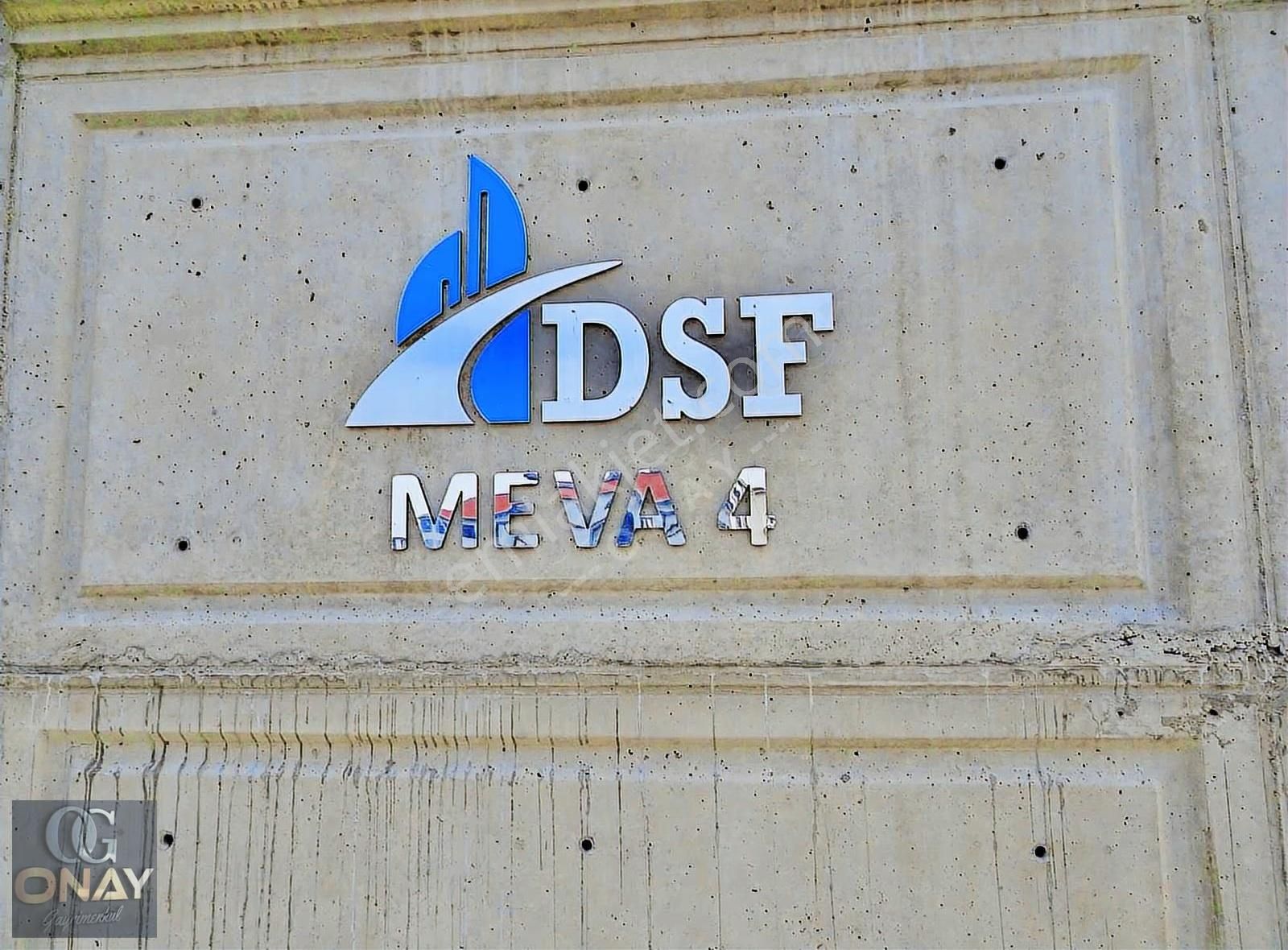 Onay 'dan Çerkezköy İstasyon Tepe Mevkii Site İçi Lüks 3+1 Daire