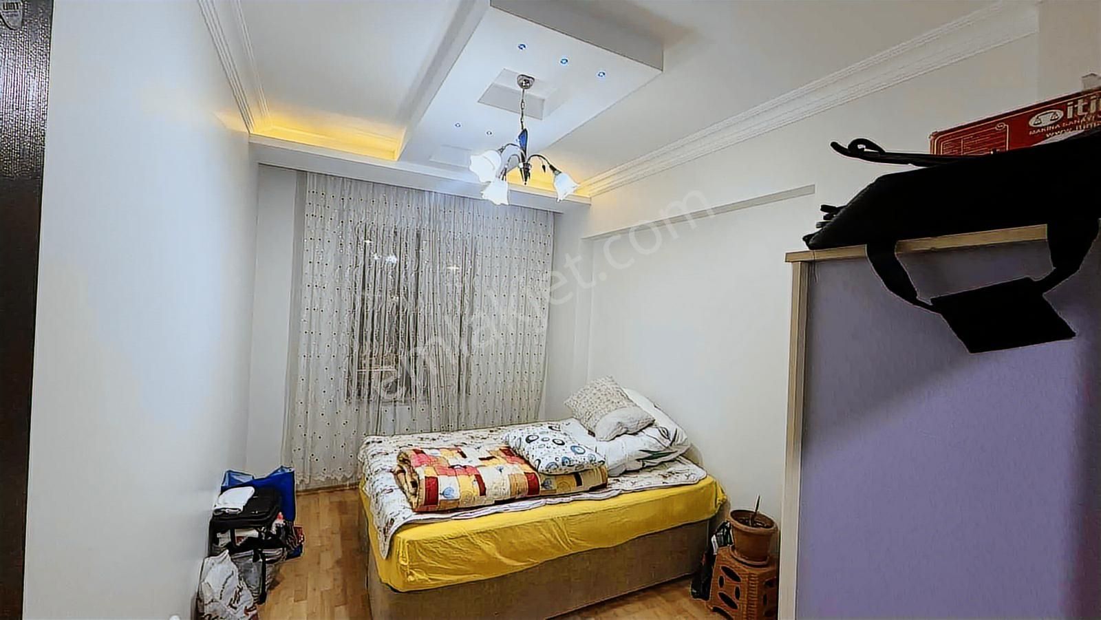 Karasu Caddesi 750kütle 175 M2 3+1 Mükemmel Konumda Daire - Görsel 3