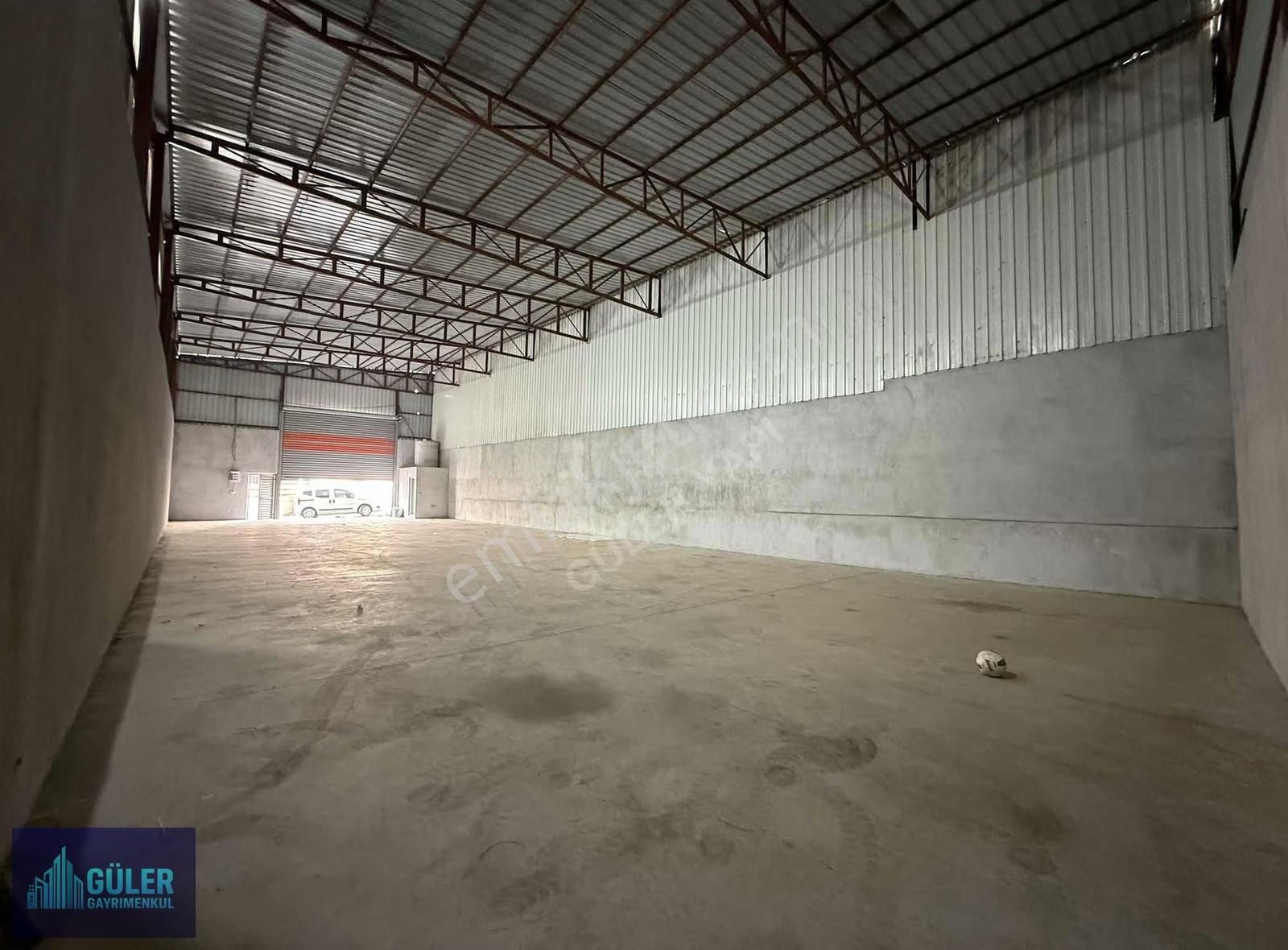 | Otoban Dibinde | 8 M Yükseklik | 360 M² Sanayi Deposu | - Görsel 11