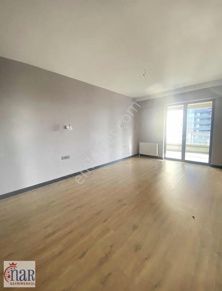 İncek İcon Sitesi Giyinme Odalı Güney Cephe Kiralık Daire - Görsel 15