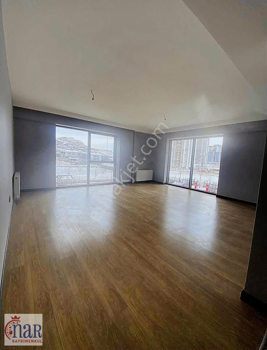 İncek İcon Sitesi Güney Cephe Kiralık Daire - Görsel 15
