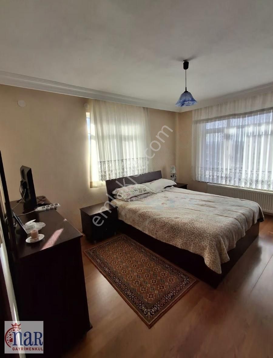 İncek Tek Sitesi Bağlar Caddesine Cephe - Görsel 2