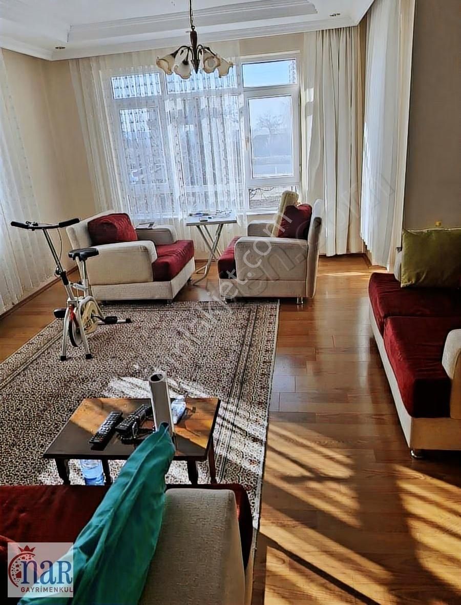 İncek Tek Sitesi Bağlar Caddesine Cephe - Görsel 16