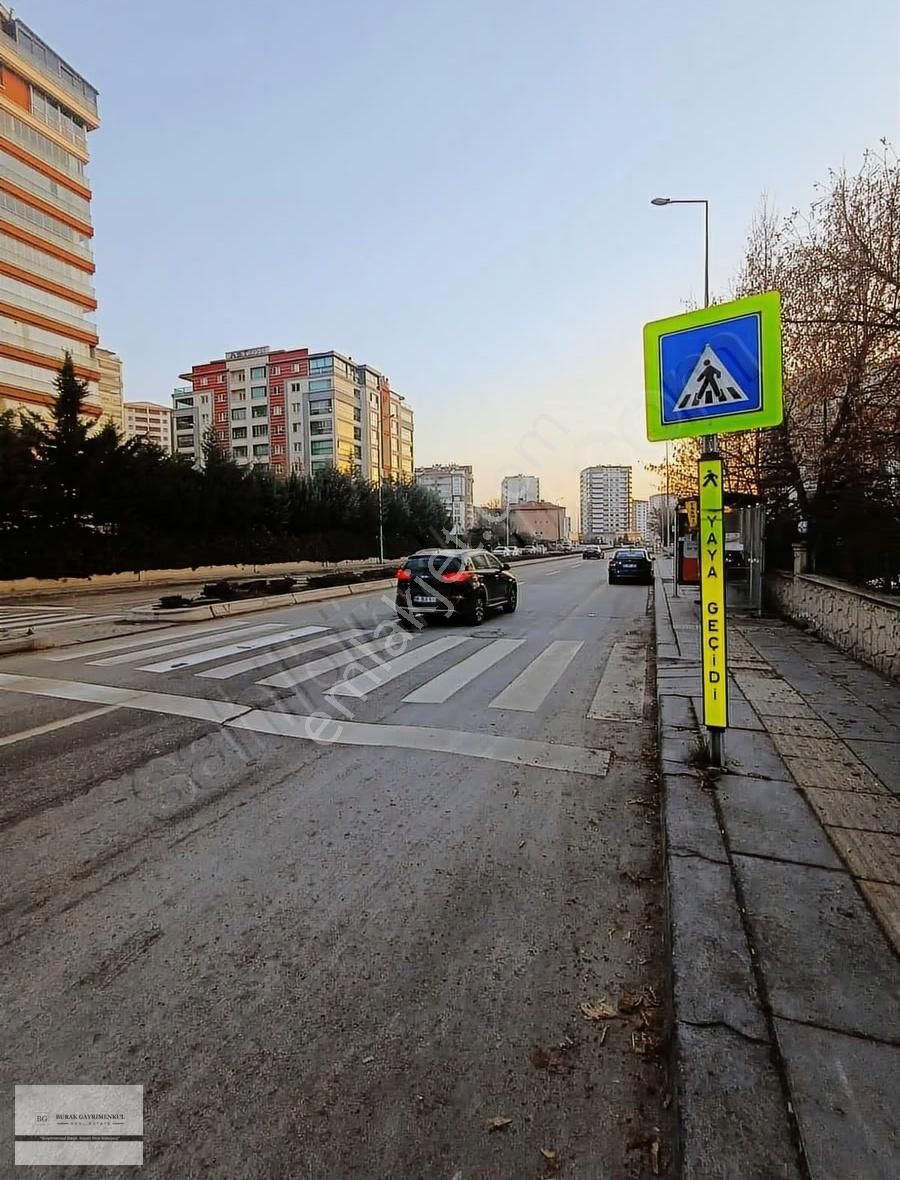 Mükemmel Lokasyon Prestijli Sitede 150 Mt Ara Kat Fırsat!!!! - Görsel 23