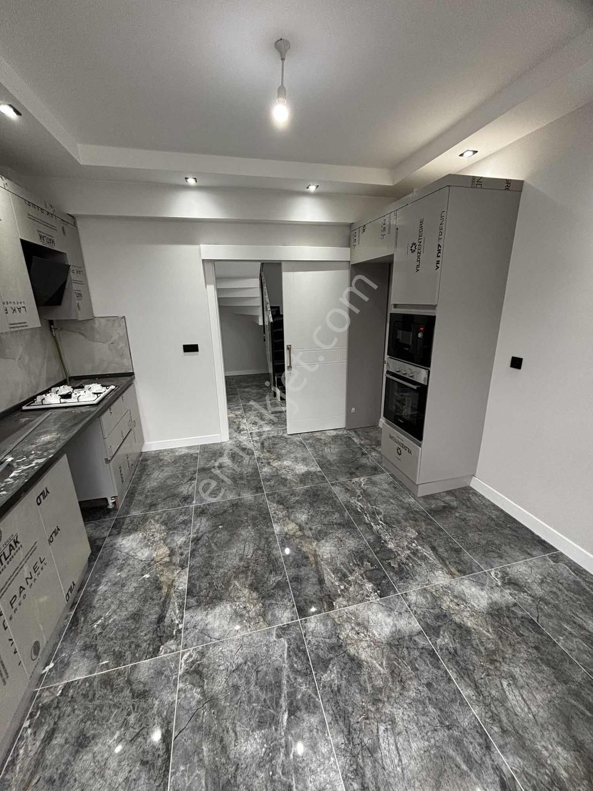 Tekirdağ Çorlu Hüriyet Mahallesinde Satılık 3+1 Villa - Görsel 17