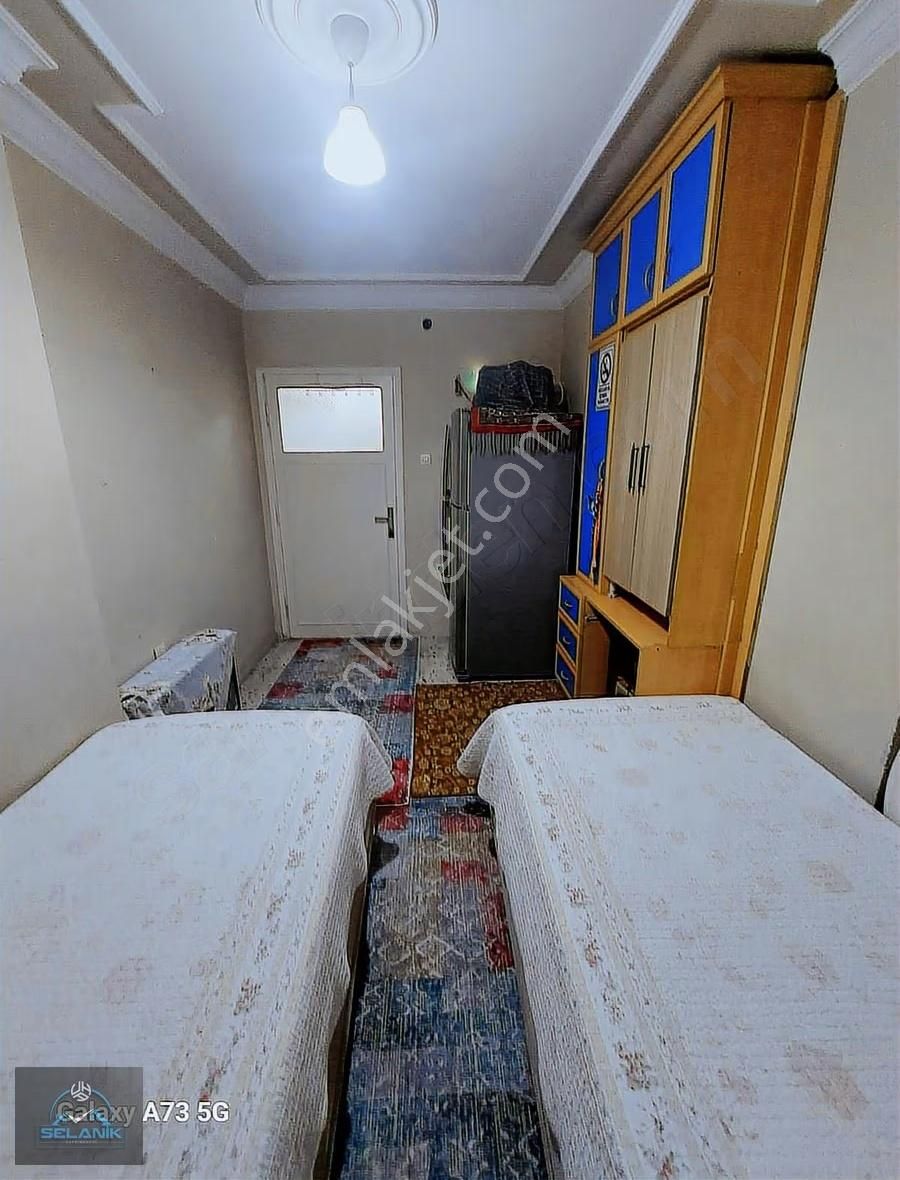 Selanikten Mithatpaşa'da 3+1 Kapalı Mutfaklı Oldukça Geniş Daire - Görsel 16